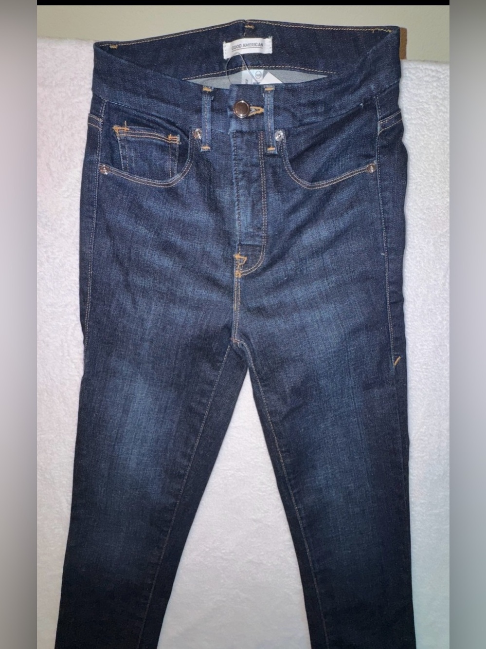 Good American Good Legs Crop Dark Blue Jeans Sz 0 - Picture 8 of 10